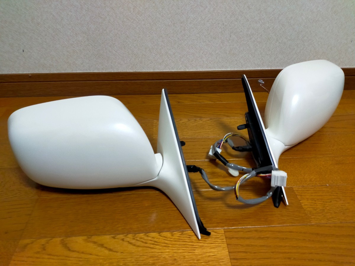 新車外し】トヨタ ゼロクラウン 18 左右ドアミラー パールホワイト
