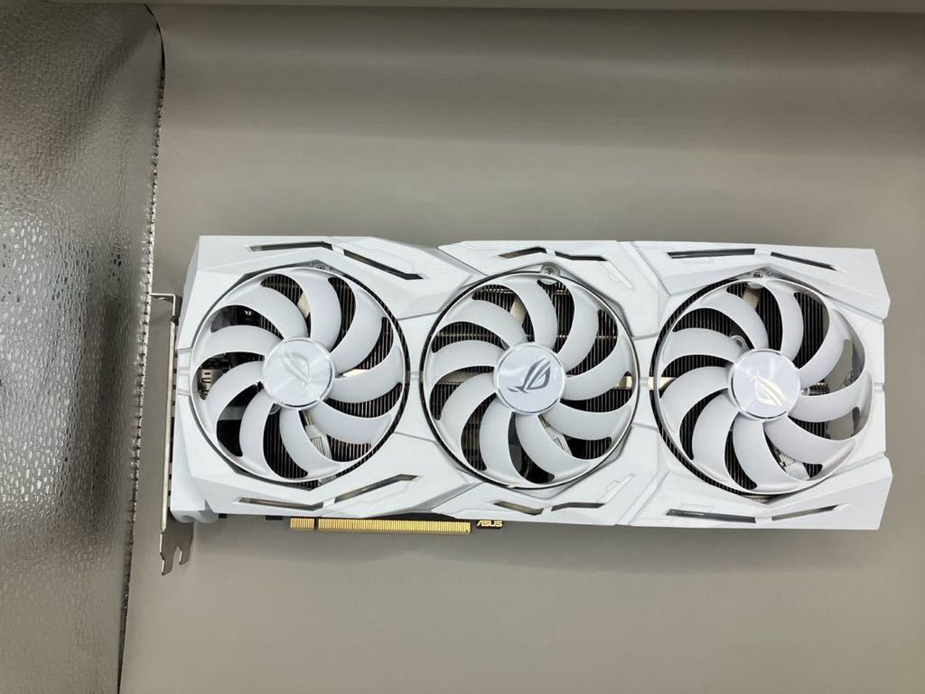 ASUS NVIDIA RTX 2080 SUPER 搭載 トリプルファンモデル 8G ROG-STRIX 