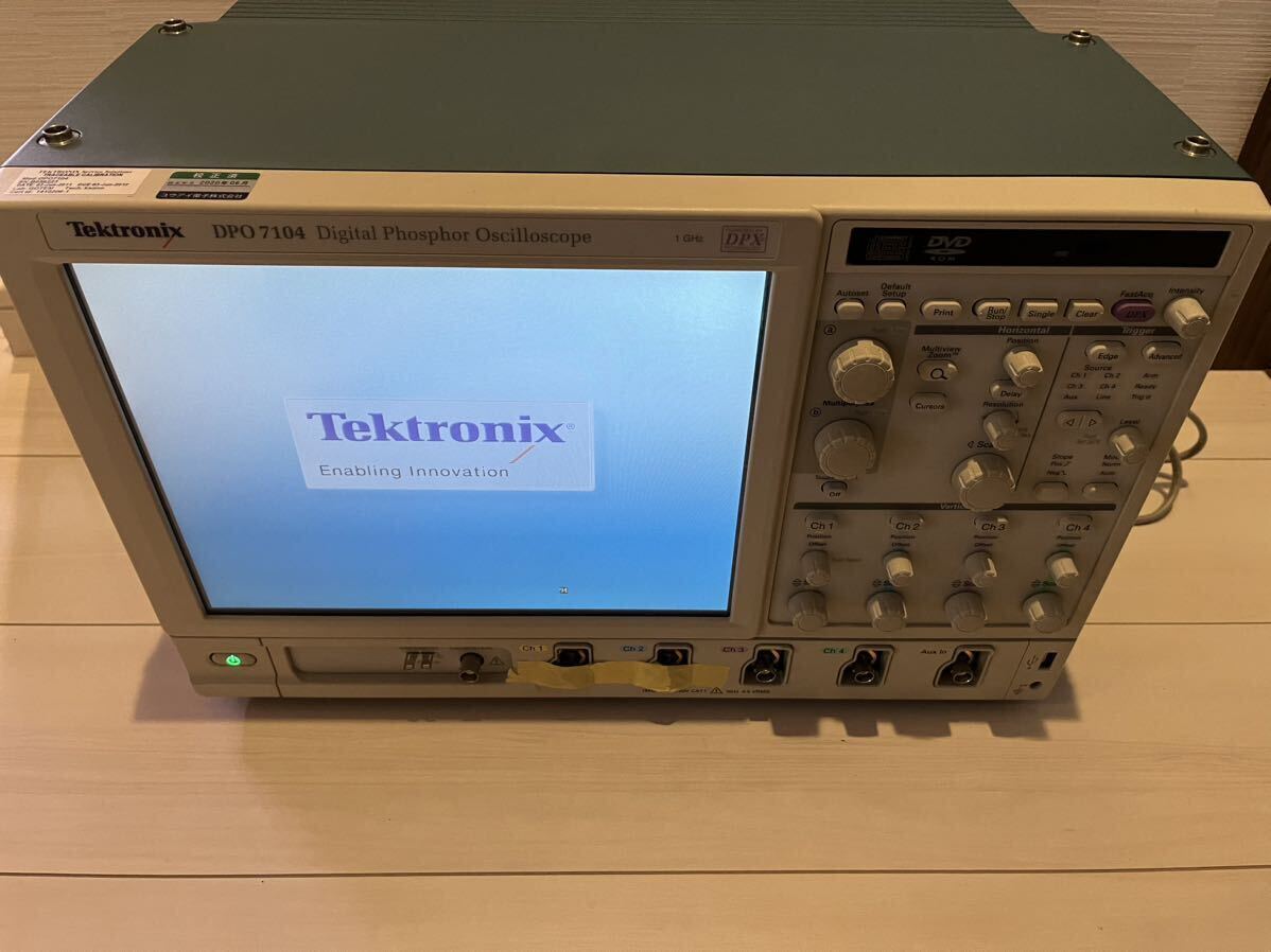 Tektronix テクトロニクス デジタルオシロスコープ テクトロニクス DPO7104 (Digital Phosphor Oscilloscope)_1