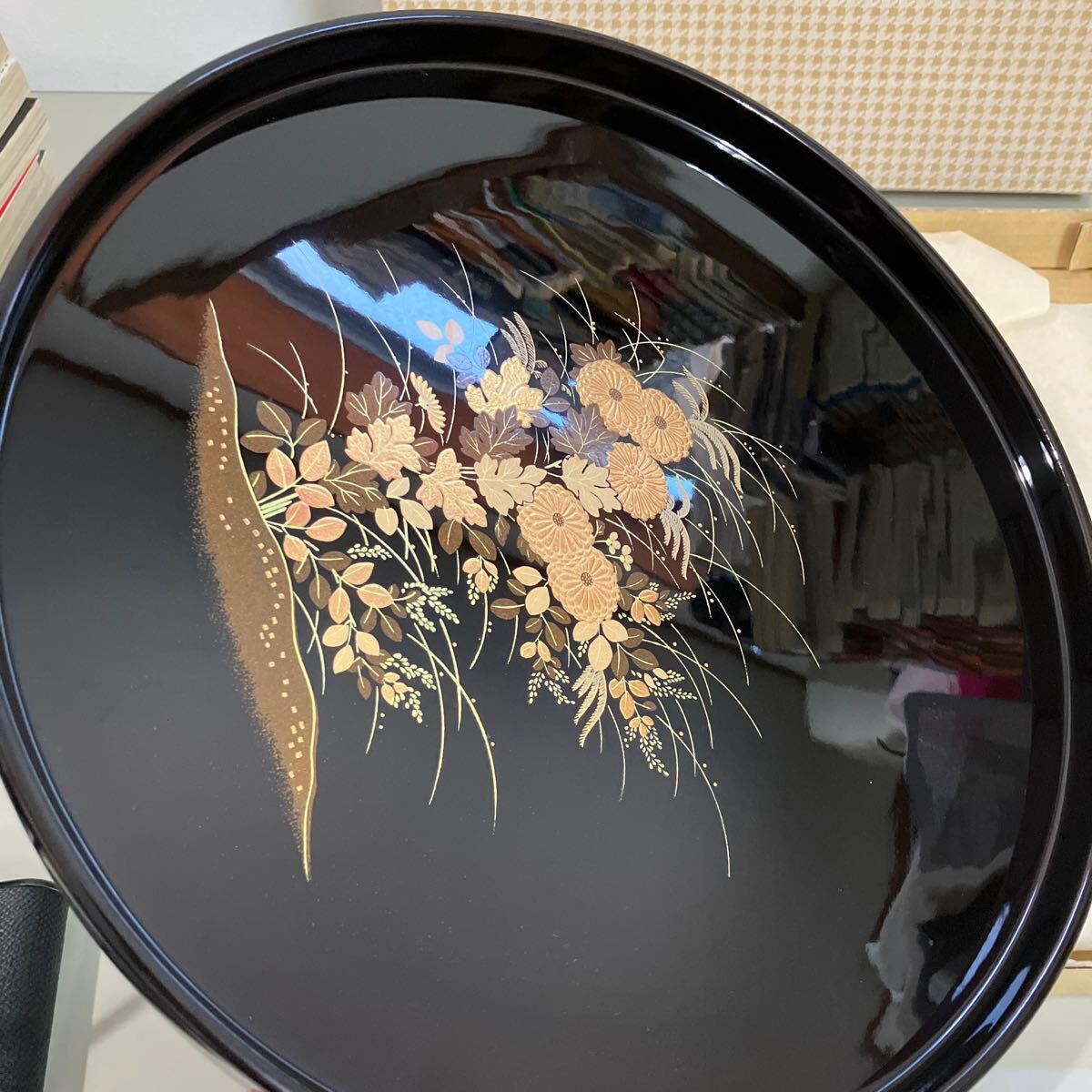 美品 紀州漆器○うるし塗 木製漆器 お盆 丸盆○円形 丸型 おぼん