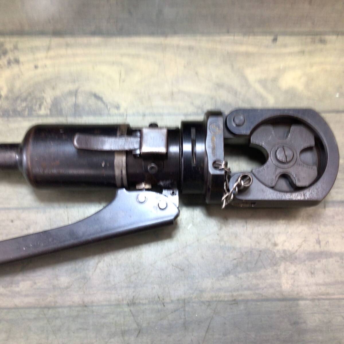 ジャンク品】IZUMI イズミ 手動油圧式圧着工具 9号K【代引きOK