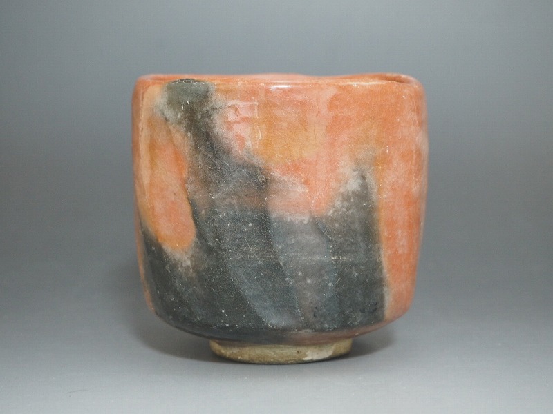A2527 楽焼 清楽 作 赤楽 筒茶碗 古い ☆ 旧家蔵出 古玩 時代物 古美術