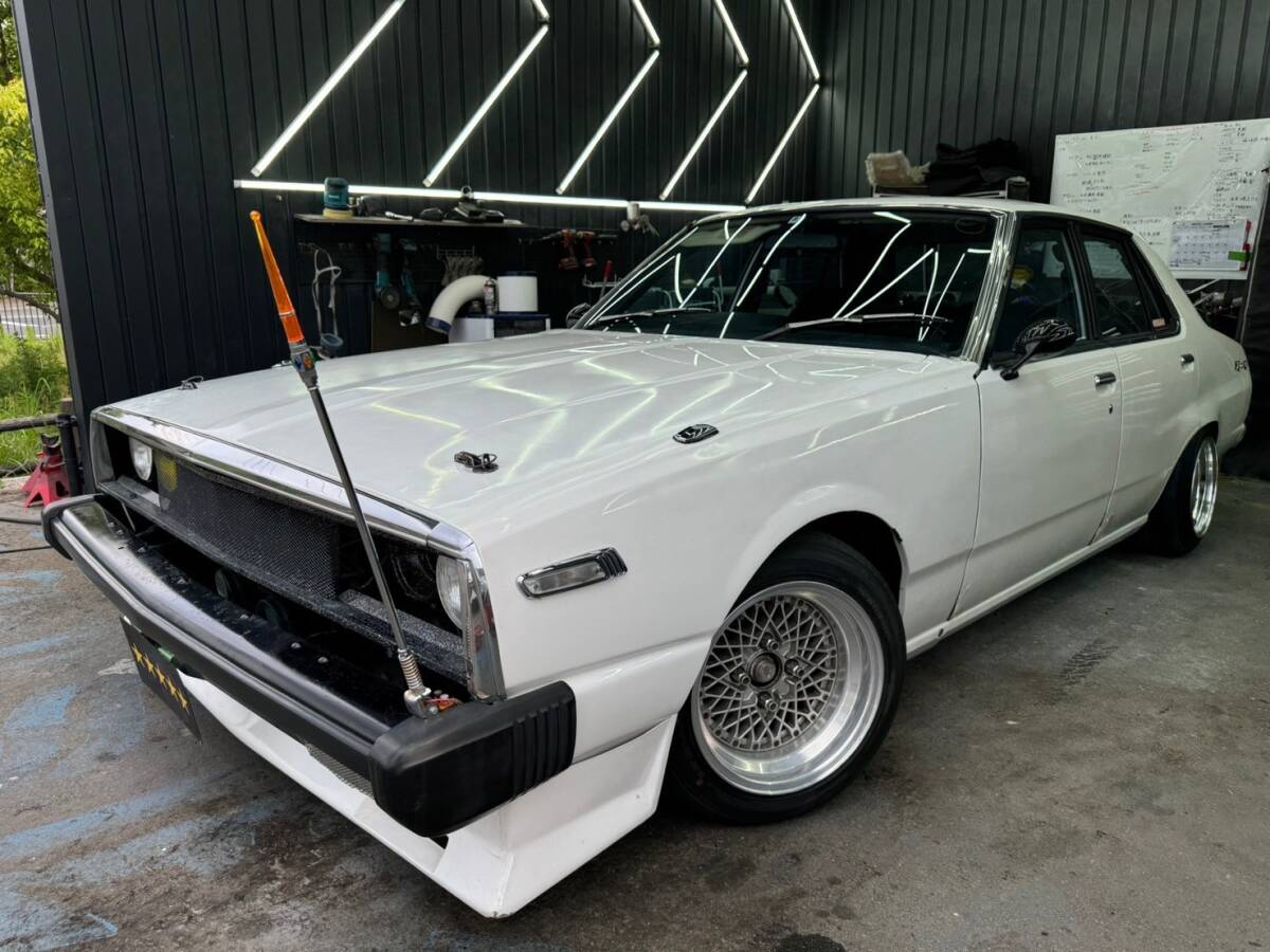 日産 スカイライン ジャパン GT-EX 5速MT 2000cc 3連キャブ タコ足 SSR14インチAW SKYLINE JAPAN 旧車 名車 ハコスカ ケンメリ_1