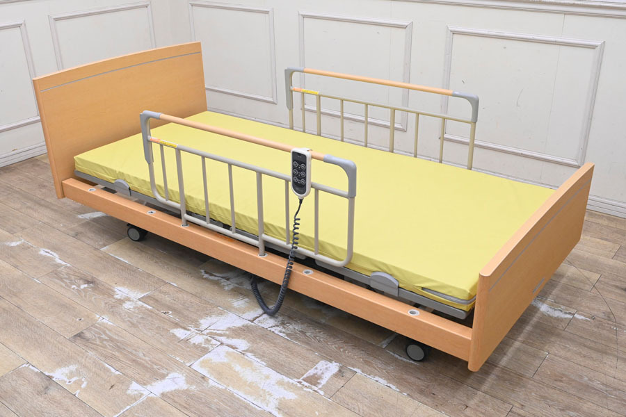 ER061 美品 パラマウントベッド 介護ベッド 3モーター 昇降ベッド 介護ベット リクライニング 転倒防止ガード_1