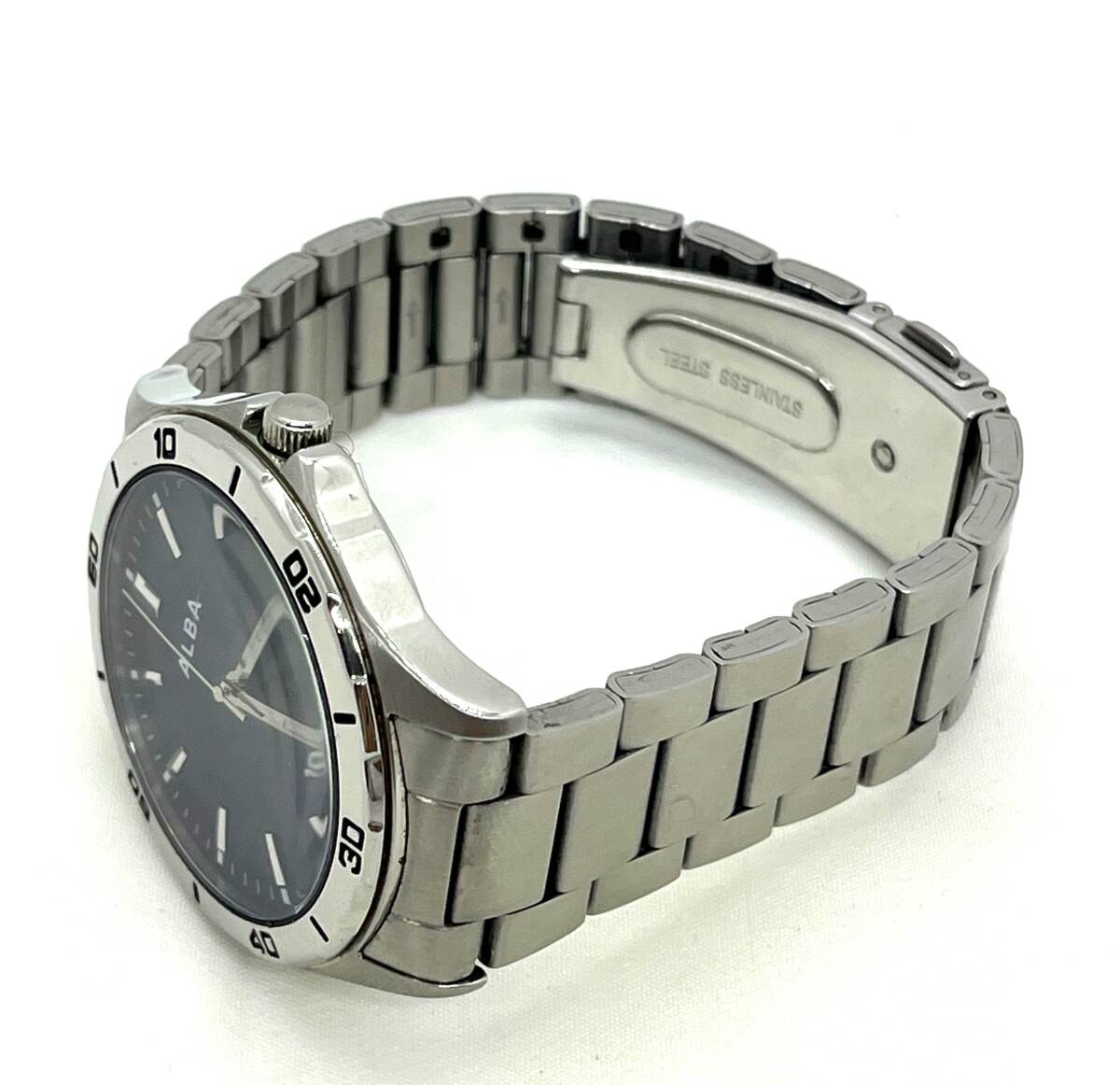 中古　美品　ALBA　アルバ　メンズクォーツ腕時計　アナログ　３針　電池交換　稼働中/3871-1_4