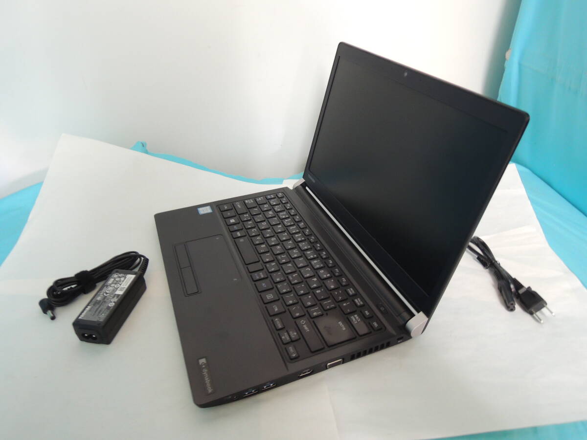 TOSHIBA dynabook R73/U Model:PORTEGE R30-C Series 型番:PR73UFAA447AD81 ...