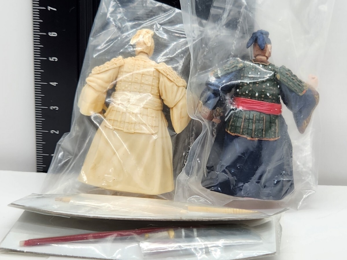 海洋堂 三国志 川本喜八郎 フィギュアコレクション 彩色&象牙色版 張飛