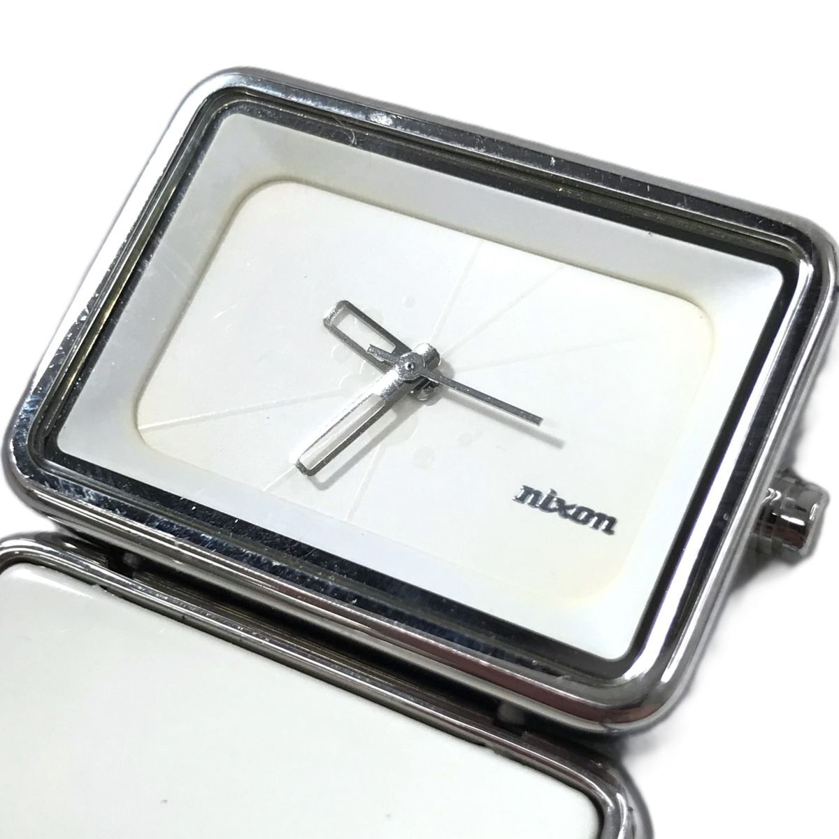 美品 NIXON ニクソン THE VEGA SHINE ON 腕時計 クオーツ アナログ 