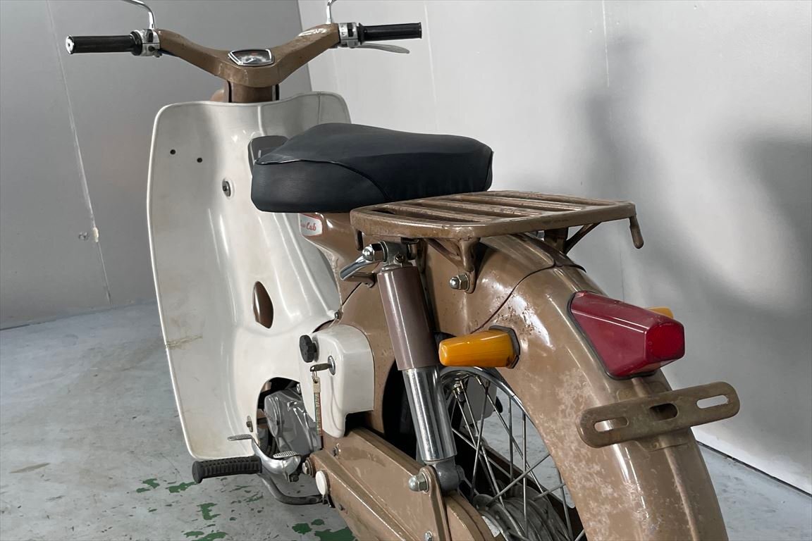 スーパーカブC100 売り切り!1円スタート!☆始動動画有☆エンジン スーパーカブC100 売り切り!1円スタート!☆始動動画有☆エンジン