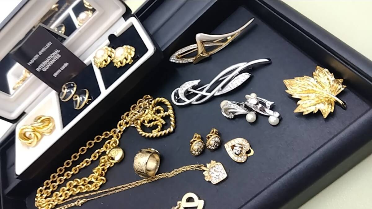 メッキ アクセサリー大量 まとめ ブランド多数 約8.9kg以上 ゴールド