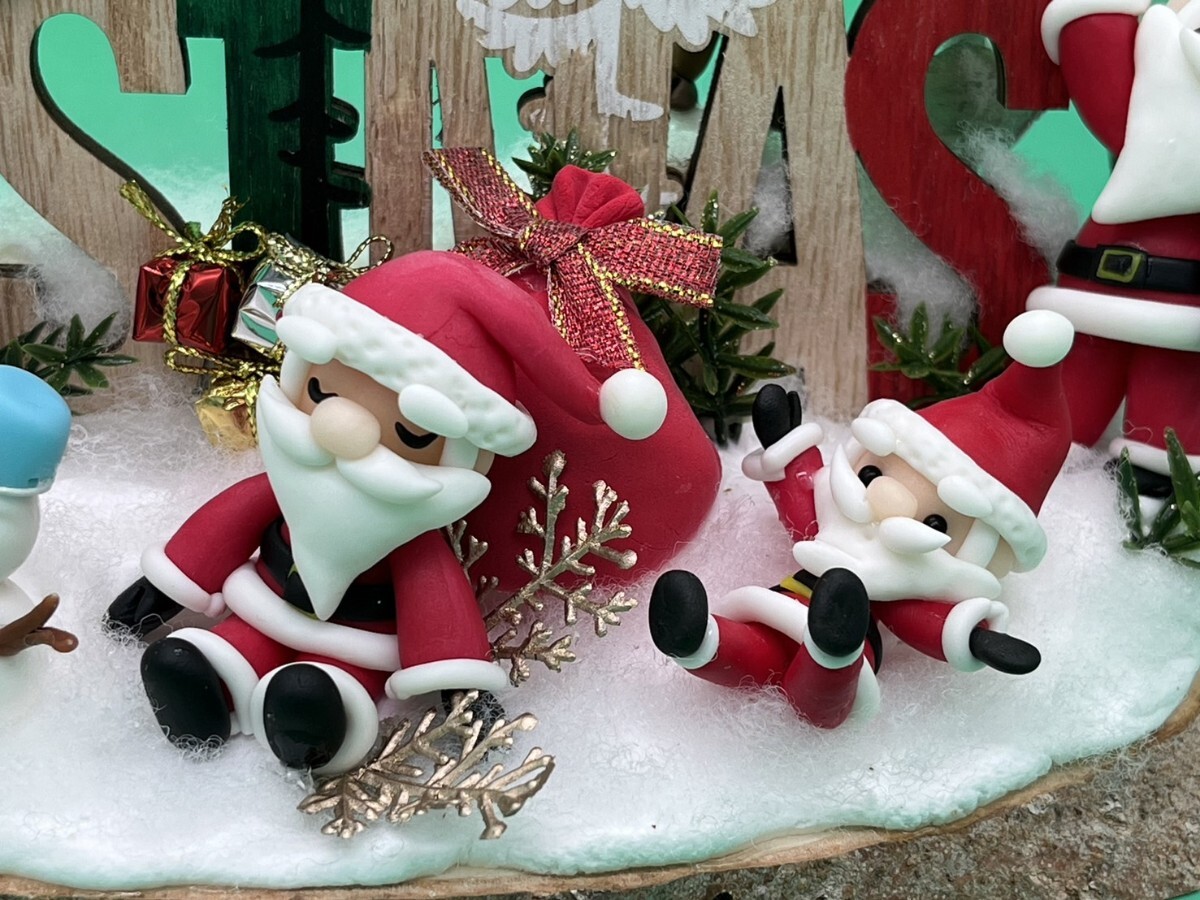 樹脂粘土〜ハンドメイド クリスマス サンタ トナカイ 雪だるま ウッド