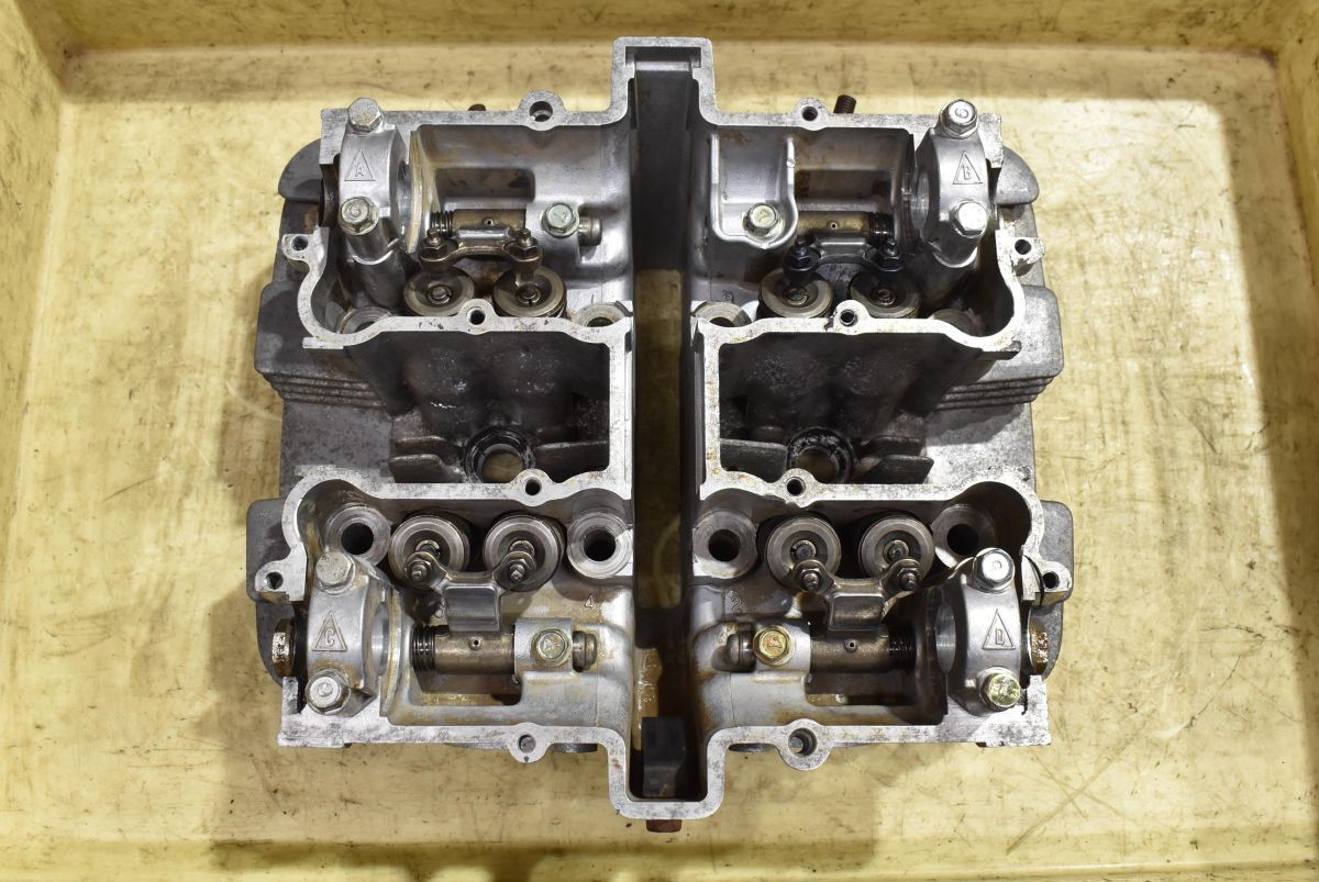 GSX400Eザリ シリンダーヘッド GSX400Eザリ シリンダーヘッド 【公式