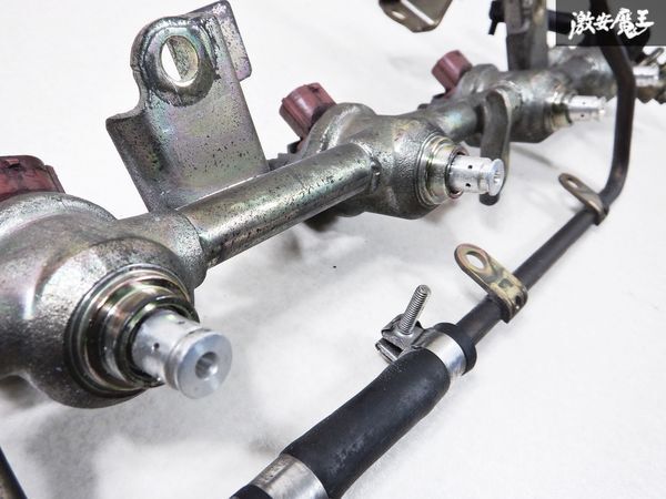 【ストア出品】 SARD サード 550cc インジェクター + NISMO 調整式 フューエル レギュレーター S13 S14 S15 180SX シルビア SR20DET 棚 サード シルビア 550cc トップフィード 汎用大容量インジェクター サード550インジェクターSR20DET