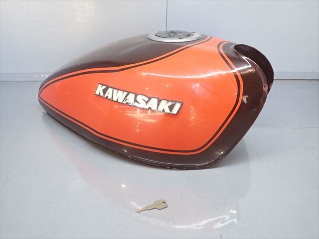 τ241119-25 カワサキ ゼファー400 ZEPHYR 純正 フューエルタンク 燃料
