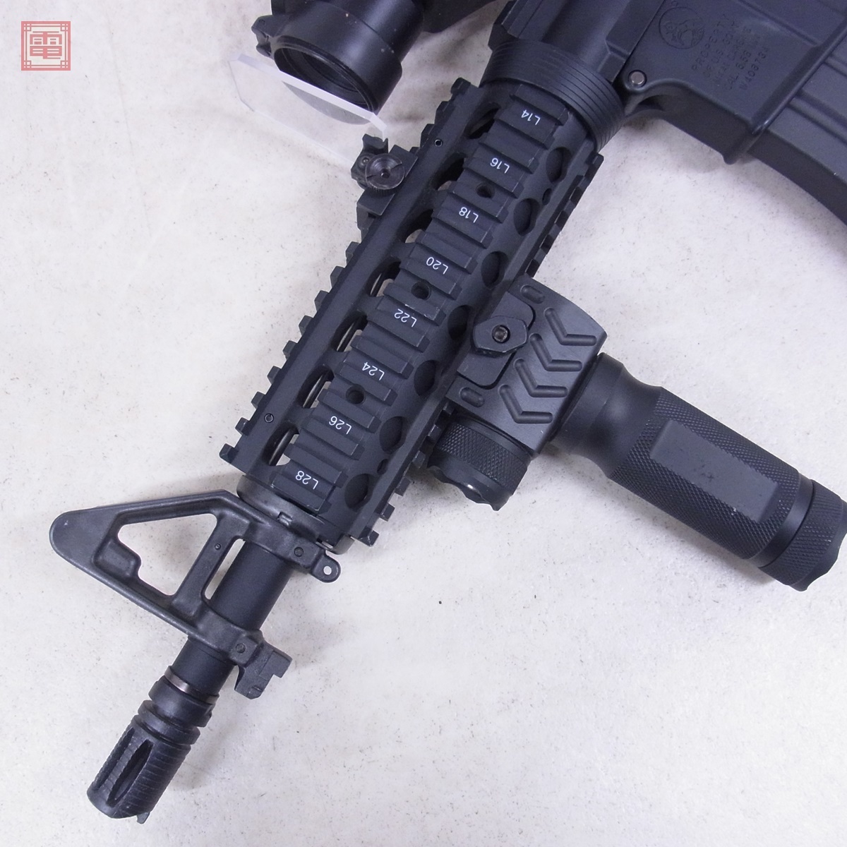 カスタム品 東京マルイ 次世代電動ガン M4A1 CQB-R FDE ドットサイト