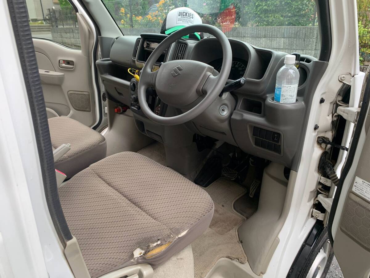 H28年 低燃費 絶好調 エブリーバン！車検長 キーレス 売り切り！_6