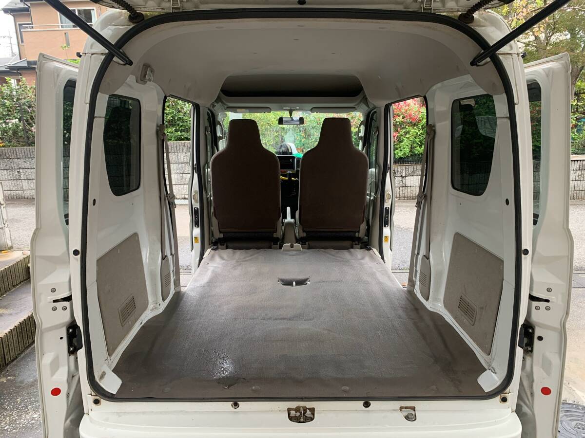 H28年 低燃費 絶好調 エブリーバン！車検長 キーレス 売り切り！_9