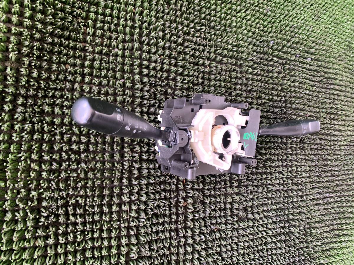 スズキ エブリィ DA62W 38720-78A01 型式:UE-DA62V｜エブリイ(スズキ)の総合情報 2026年最新Yahoo ●即決値段●動作OK●スズキ エブリィ DA62W DA62V DG62V　純正　コンビネーションスイッチ　ワイパー　ライト　レバー　