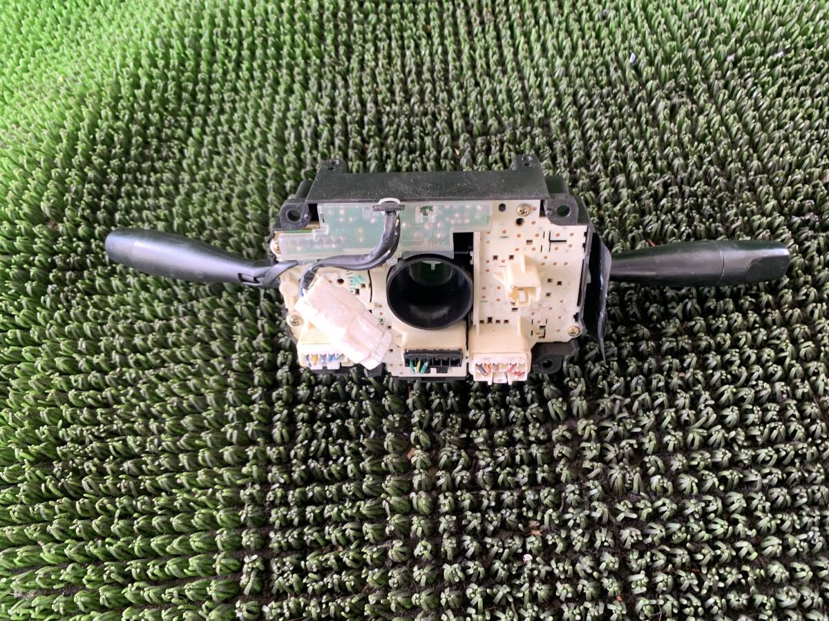 スズキ エブリィ DA62W 38720-78A01 型式:UE-DA62V｜エブリイ(スズキ)の総合情報 2026年最新Yahoo ●即決値段●動作OK●スズキ エブリィ DA62W DA62V DG62V　純正　コンビネーションスイッチ　ワイパー　ライト　レバー　