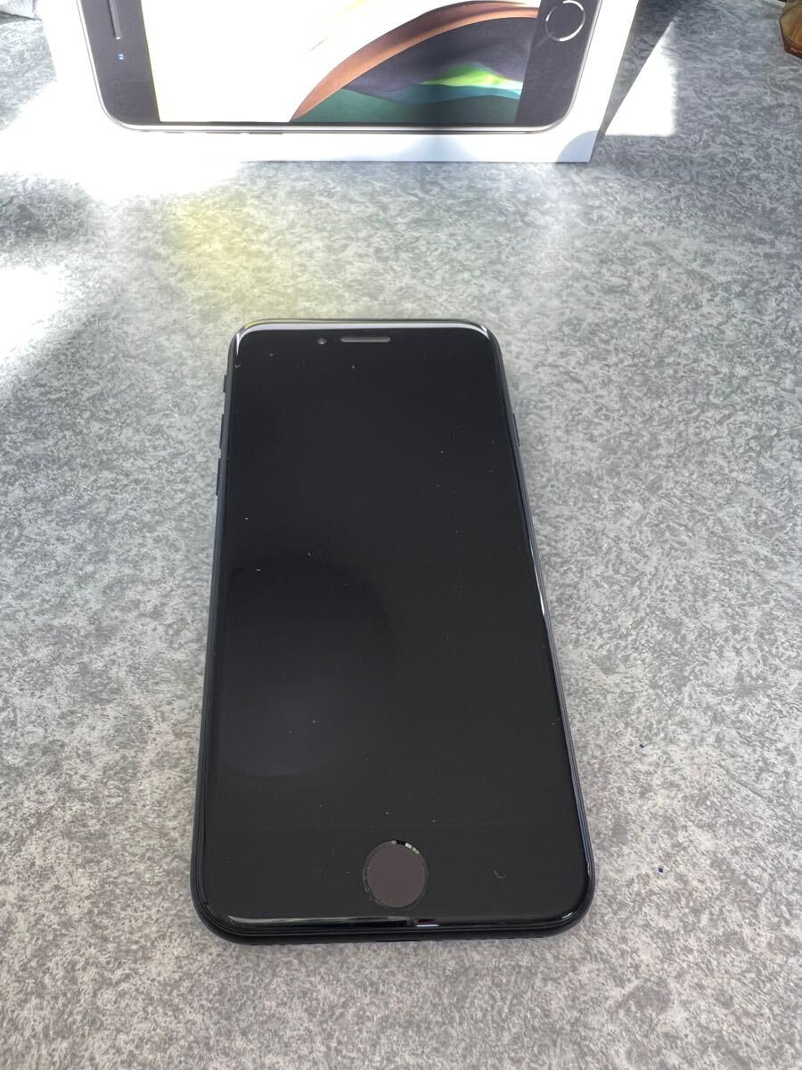 iPhoneSE 第2世代 128GB 黒 SIMフリー 美品_1