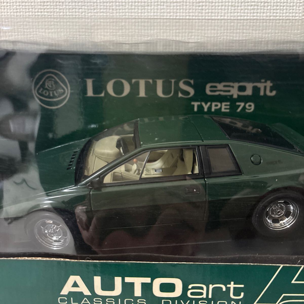 1/18 AUTOart オートアート ロータス エスプリ タイプ 79 LOTUS ESPRI
