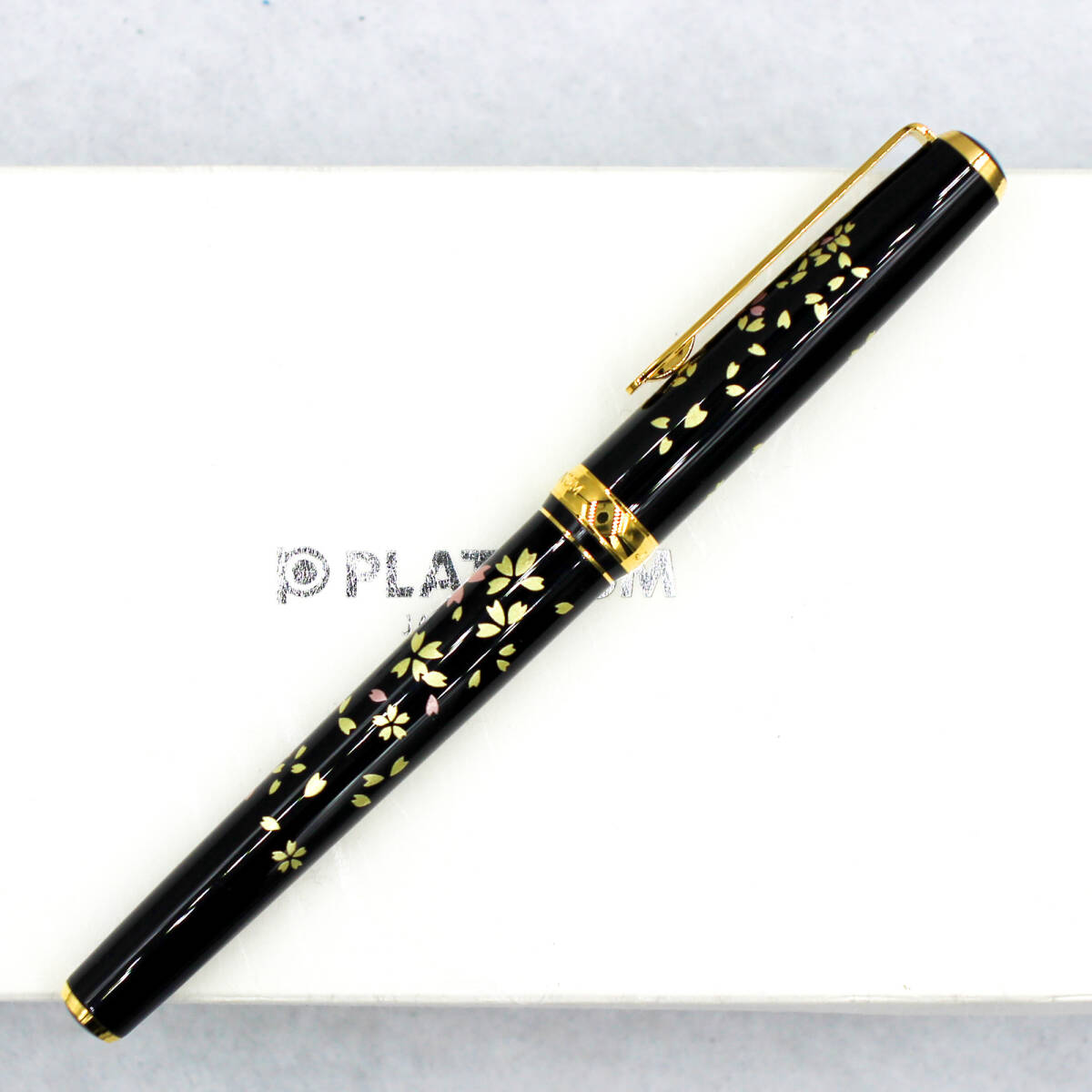 未使用 プラチナ 万年筆 美巧シリーズ 金沢箔 箔一 金蒔絵 桜吹雪 18