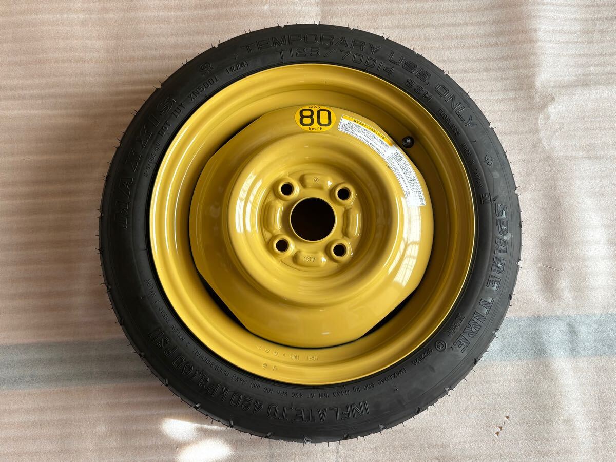 新車外し♪ DA17W エブリィ 純正 スペアタイヤ テンパータイヤ T125/70D14 4穴 PCD100 スズキ純正 応急タイヤ スペアタイヤ 純正 新車外し remove Suzuki ナット2種類付き