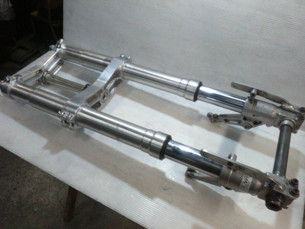 GSX-R750用　フロントフォークセット　レース用 GSX-R750 | GSX-R750用 M3良品♪GSX-R750(GR77C ☆ 8耐仕様」-1987年-日本のバイク遺産