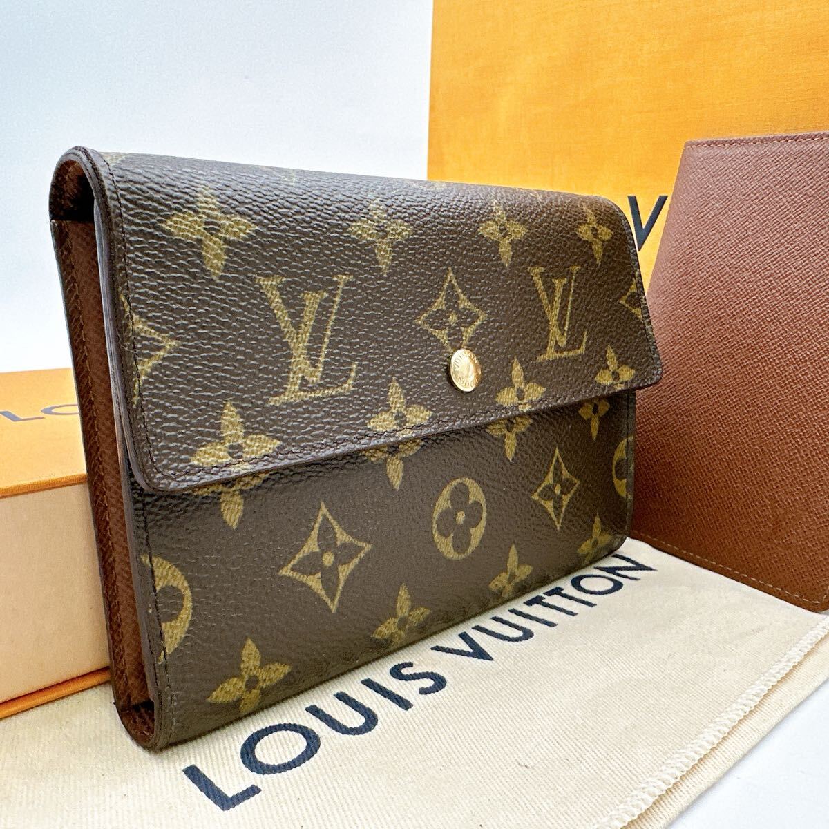 3764 ほぼ極 LOUIS VUITTON ルイヴィトン モノグラム ポルトトレゾール 