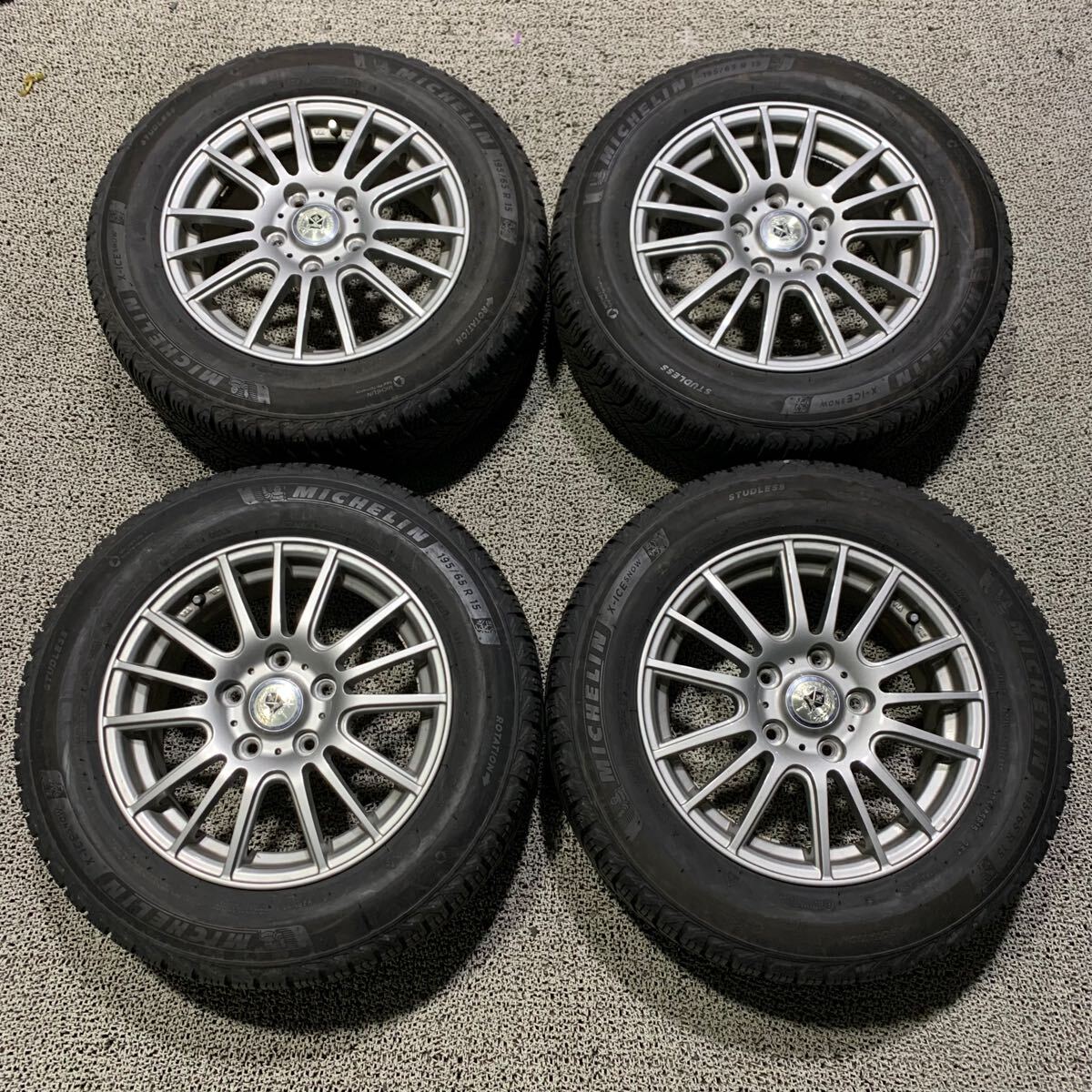 4本セットの通販 中古 中古の通販 AG737-51 送料無料 195/65R15 中古スタッドレス ミシュラン 15×6J ET53 114.3 /5H 4本セット ヴォクシー、ステップワゴン、ノア等に