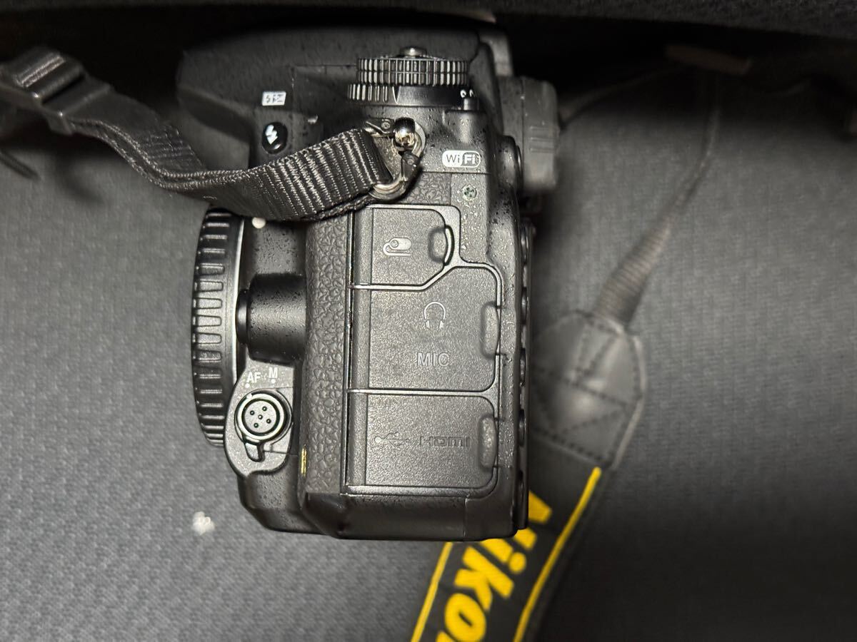 ニコン D750 Nikon バッテリー 充電器 ストラップ付き やや難ありの