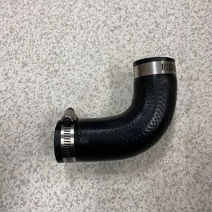 インテークパイプ　 インタークーラーパイプ　ジムニー　JA11