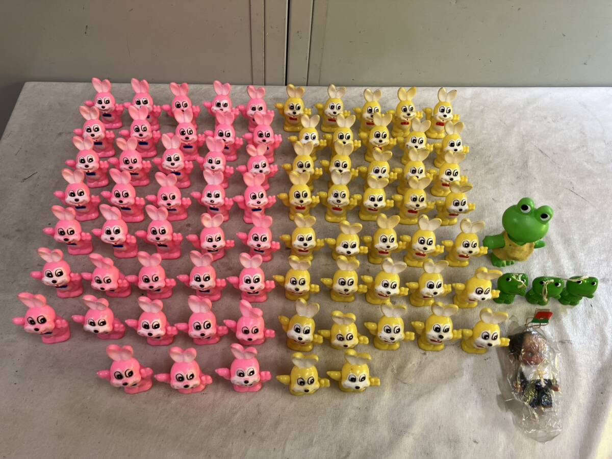 129）エスエス製薬 ピョンちゃん コルゲンコーワ ケロちゃん など 80体