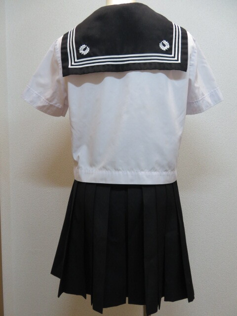 （11号）大きめ　江東商業高校　夏半袖セーラー服　3点セット　黒　ブラック　上下　希少制服　　クリーニング済商品 セーラー服 江東商業高校 東京都 大きいサイズ 江東商業高等学校こうとうしょう 江東商業高校の校則について質問5件