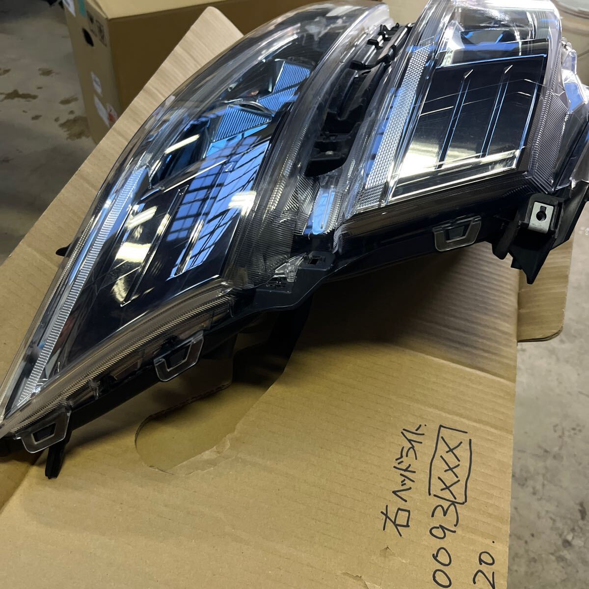 ヴェルファイア AGH30W LED ヘッドライト ユニットトヨタ ヴェル