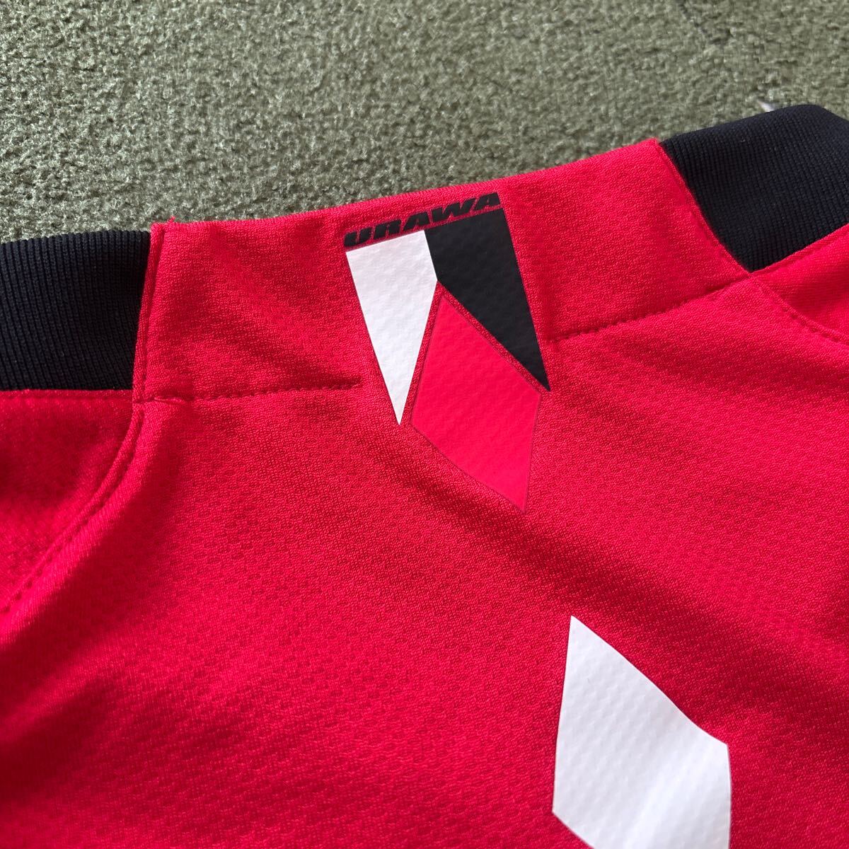 浦和レッズ　2008 ホームユニフォーム #4闘莉王_9