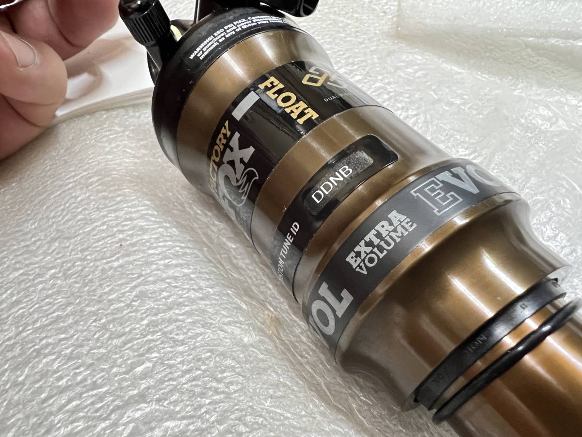 新品 FOX FLOAT FLOAT REM DOWN 165x38mm Kashima_5