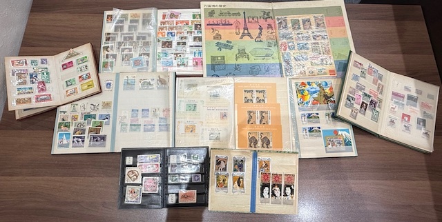 古い切手　中国切手　アルバム付き A12746】切手アルバム 日本切手 外国切手 中国切手 古切手 初日カバー