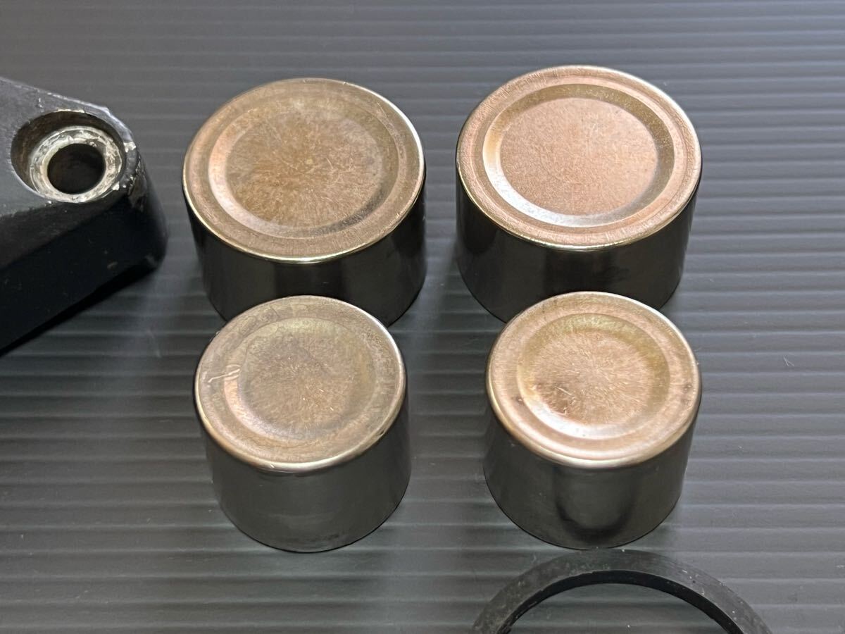 YAMAHA☆ヤマハ TZR250R キャリパー1個 中古品 3XV・3MA 部品取りに 83ミリ_4