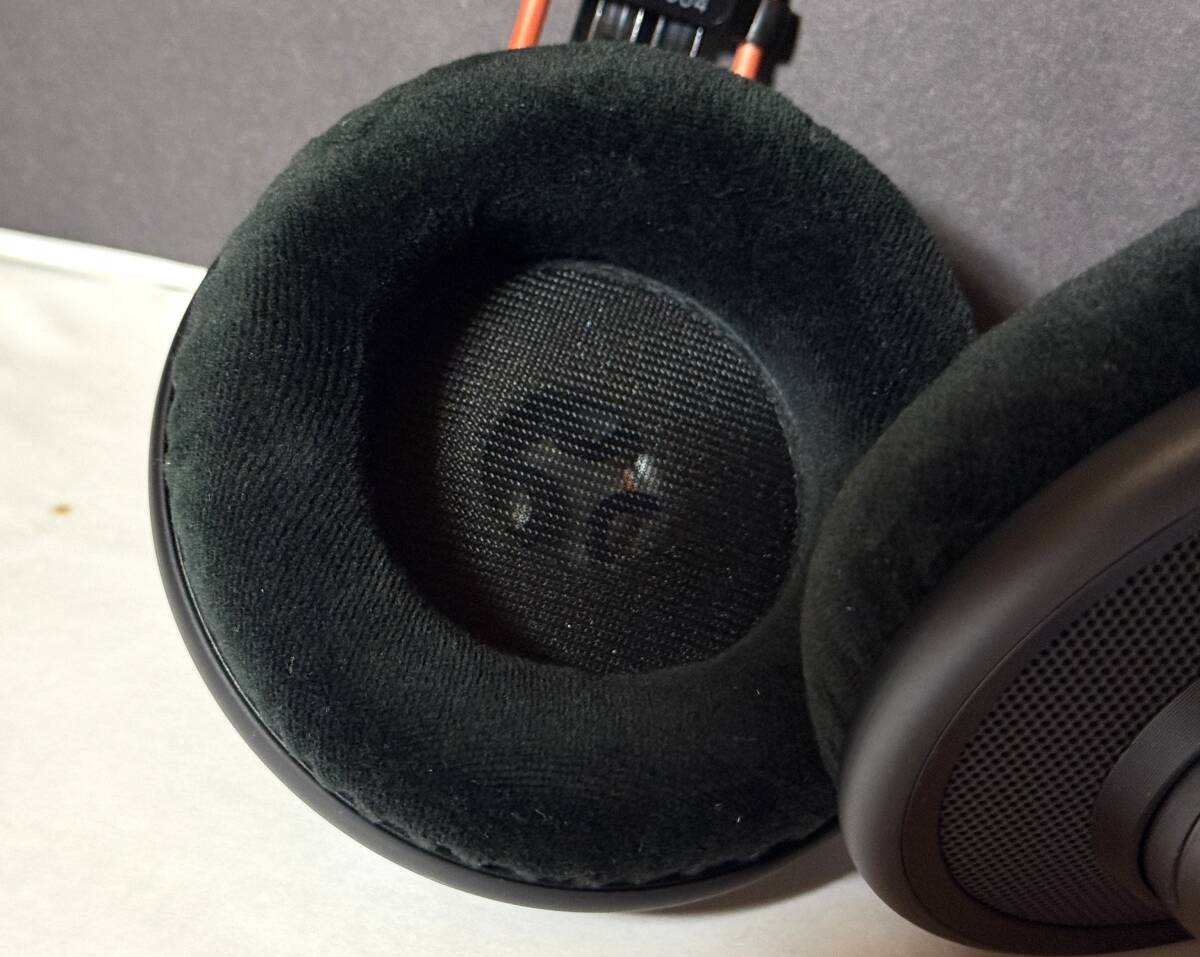 AKG K712 Pro オープンエアー型 モニターヘッドホン　スロバキア製 C200ケーブル付き_5