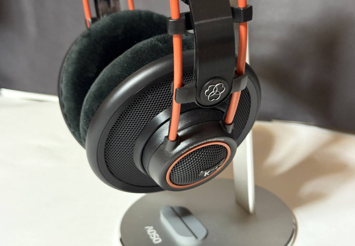 AKG K712 Pro オープンエアー型 モニターヘッドホン　スロバキア製 C200ケーブル付き_6
