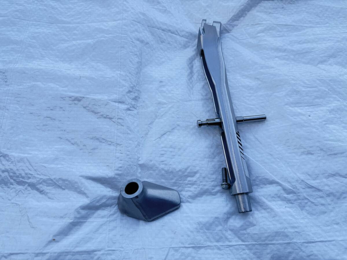 テネレ700 ZETAショートサイドスタンド　ローダウン用　_2