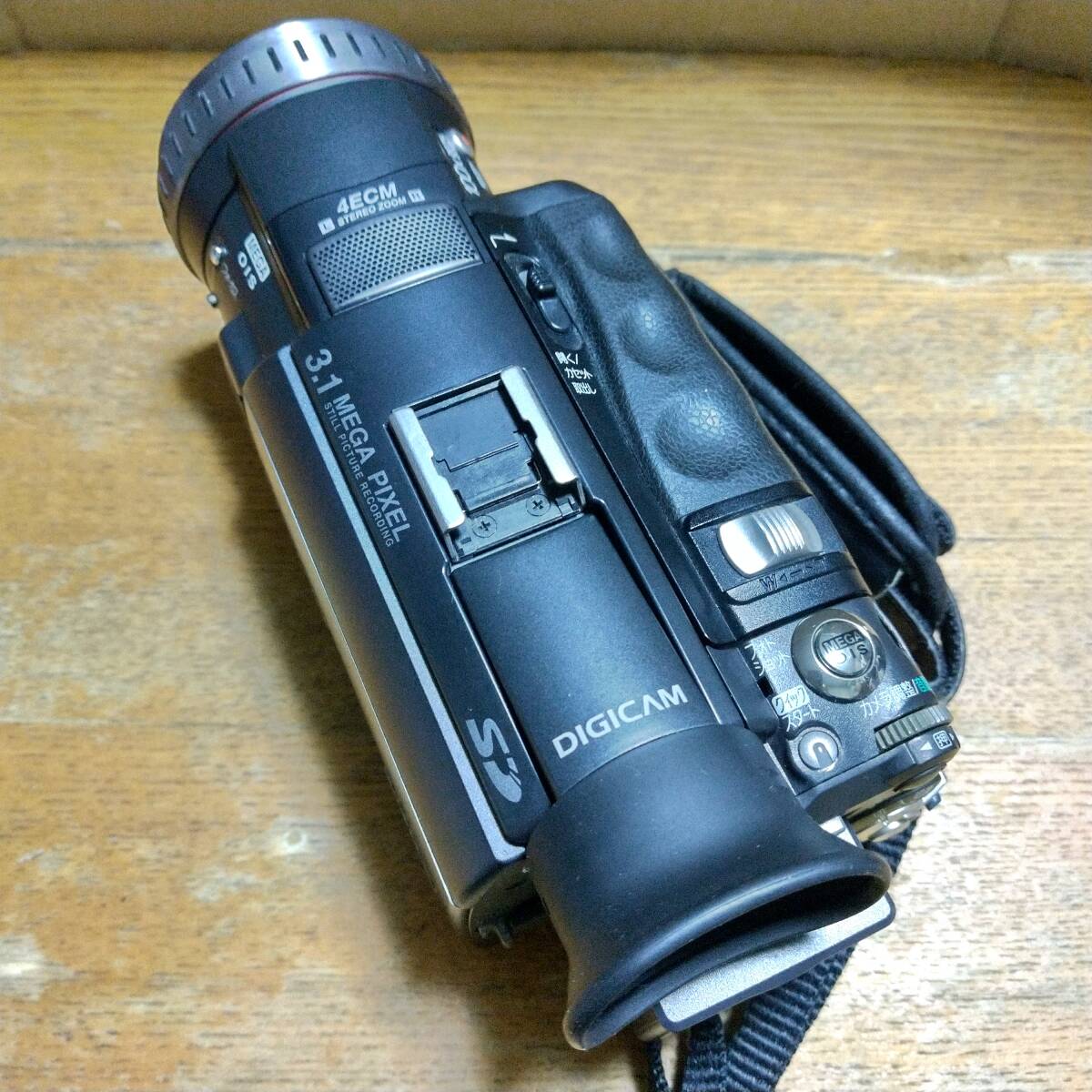 良品中古】☆Panasonic miniDV 3CCDデジタルビデオカメラ NV-GS100