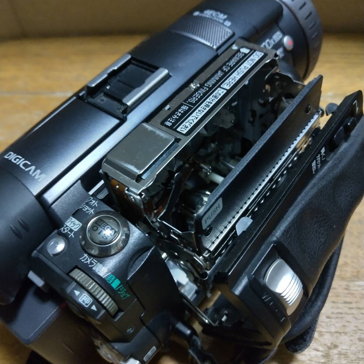 良品中古】☆Panasonic miniDV 3CCDデジタルビデオカメラ NV-GS100