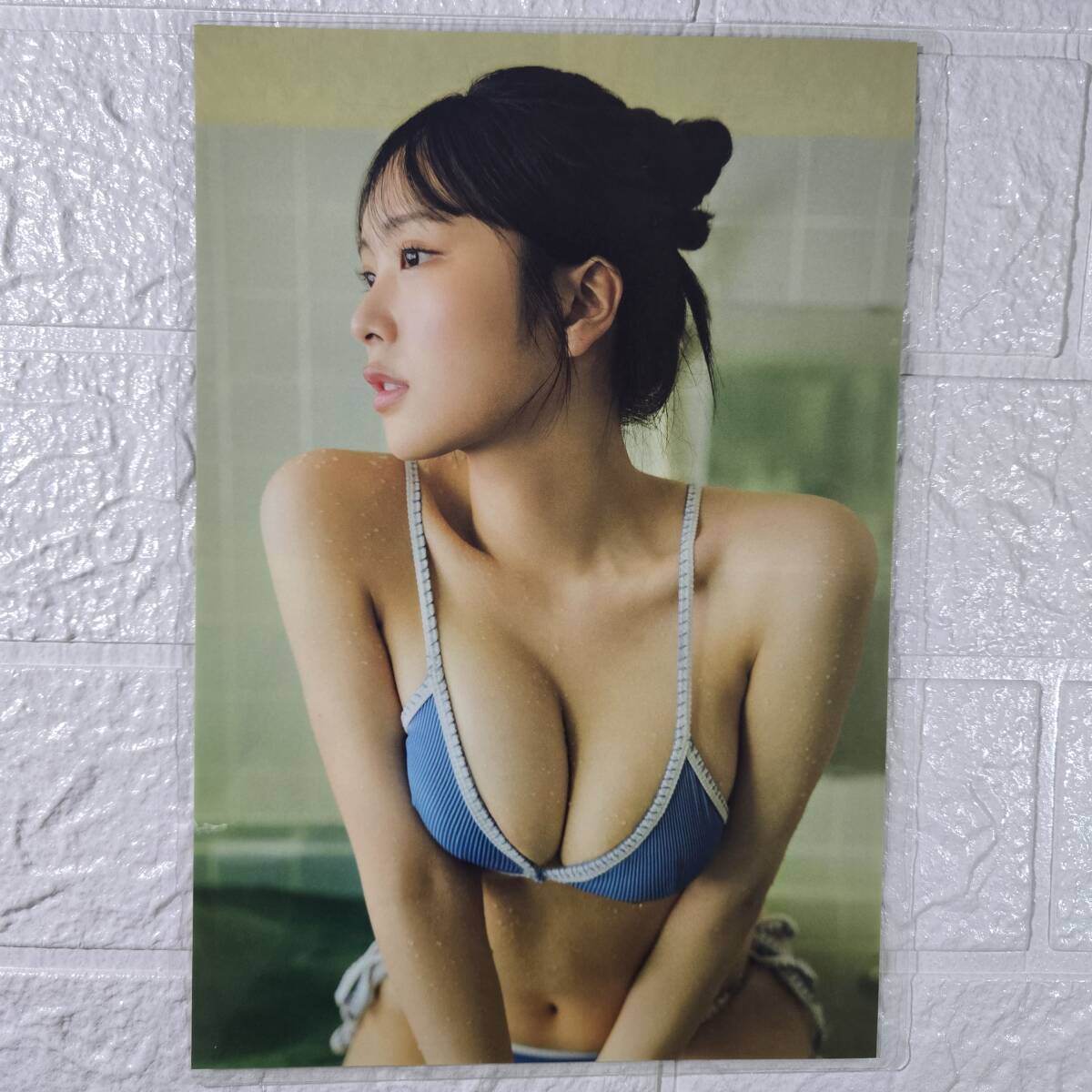 逢田珠里依 B5【国産フィルム150μラミネート加工】プレイボーイ