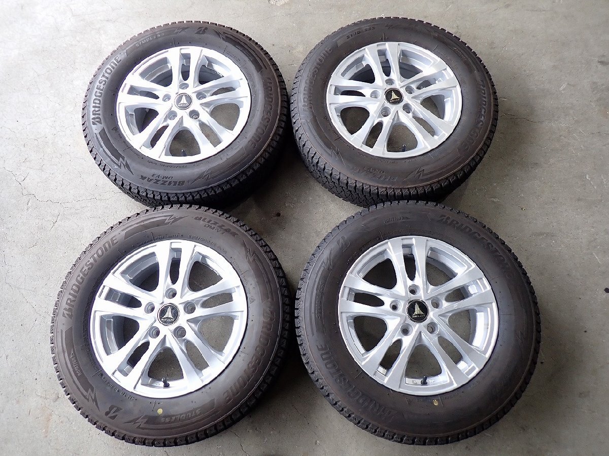 パジェロ スタッドレスの情報