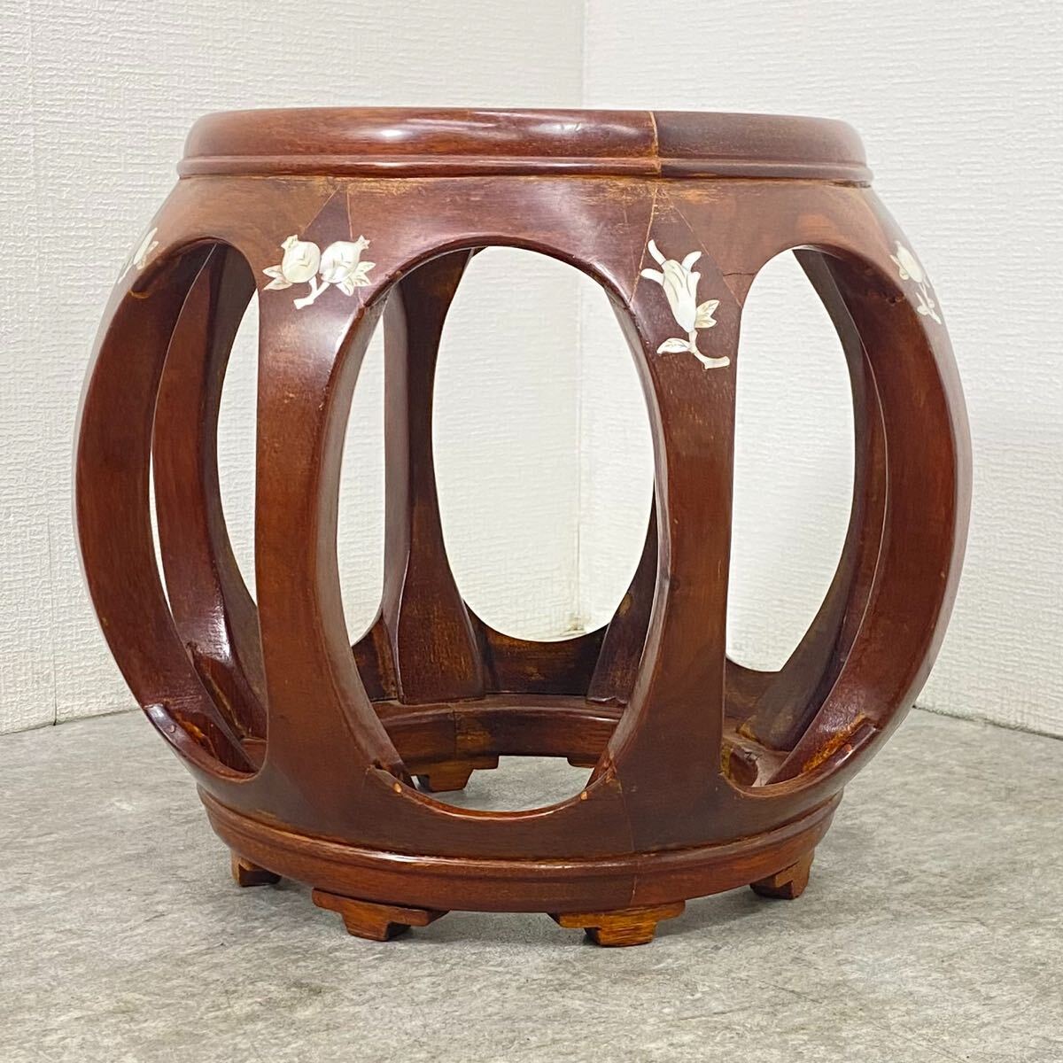 花梨 無垢 螺鈿細工 花鳥文 スツール/椅子 飾り台/花台/香炉台 唐木 ○ 花梨 花台 太鼓型花台 丸花台 螺鈿細工 唐木 スツール 飾り台 木製