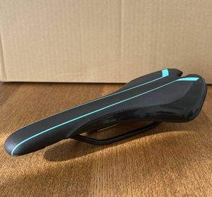 Bianchi（ビアンキ）サドル selle royal