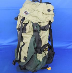 ★５６―０４０★バックパック　モンベル ZERO POINT ゼロポイント スーパーウィッシュボ