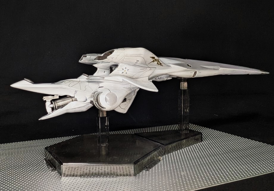 1/3000 銀河帝国軍 戦艦 ブリュンヒルト 完成品 銀河英雄伝説 Die Neue